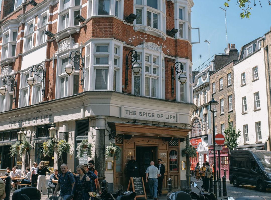 Best Coffee Date Spots in London by Neighbourhood | Bfriendz App: Friends & Dating article image