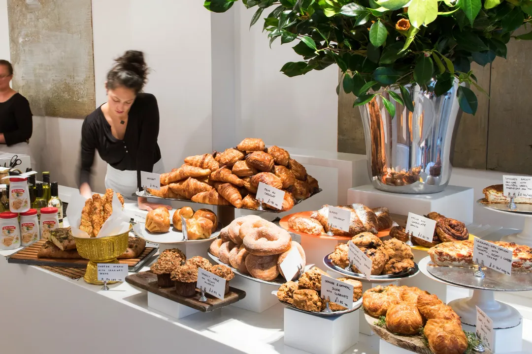 Best Coffee Date Spots in Notting Hill | Bfriendz App: Friends & Dating article image