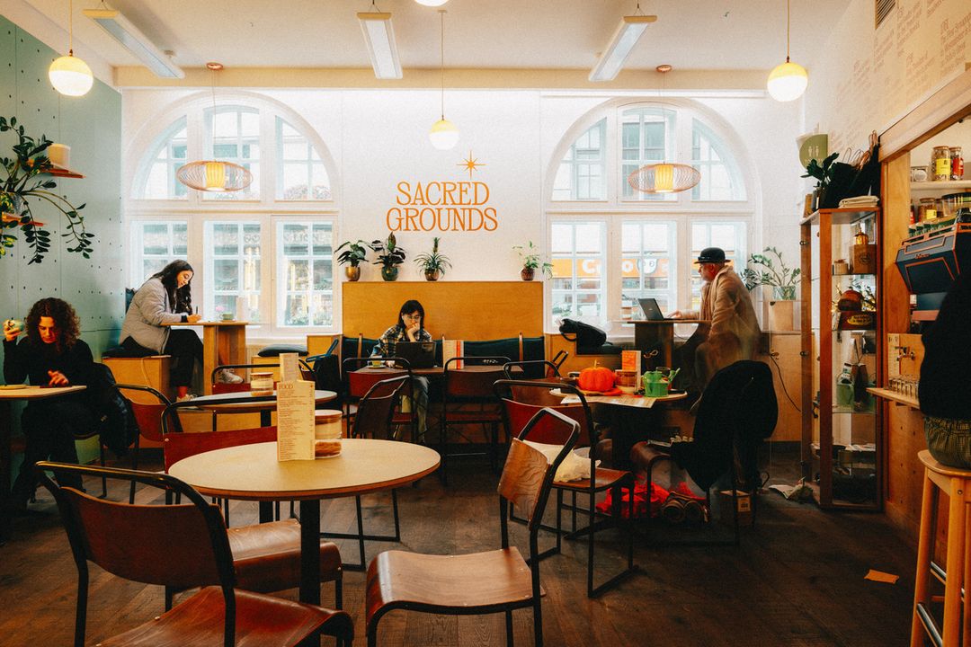 Best Coffee Shops in Soho for a First Date | Bfriendz article image