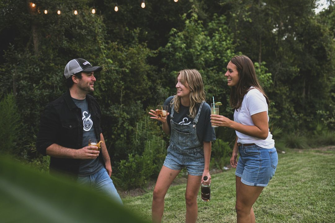 How to Respond to “We Should Hang Out Sometime” | Bfriendz article image