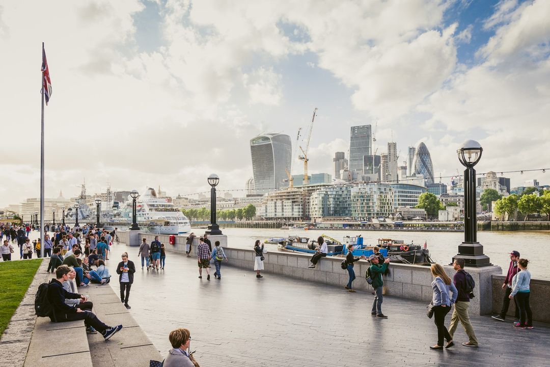 Best Coffee Date Spots in South Bank | Bfriendz App: Friends & Dating article image