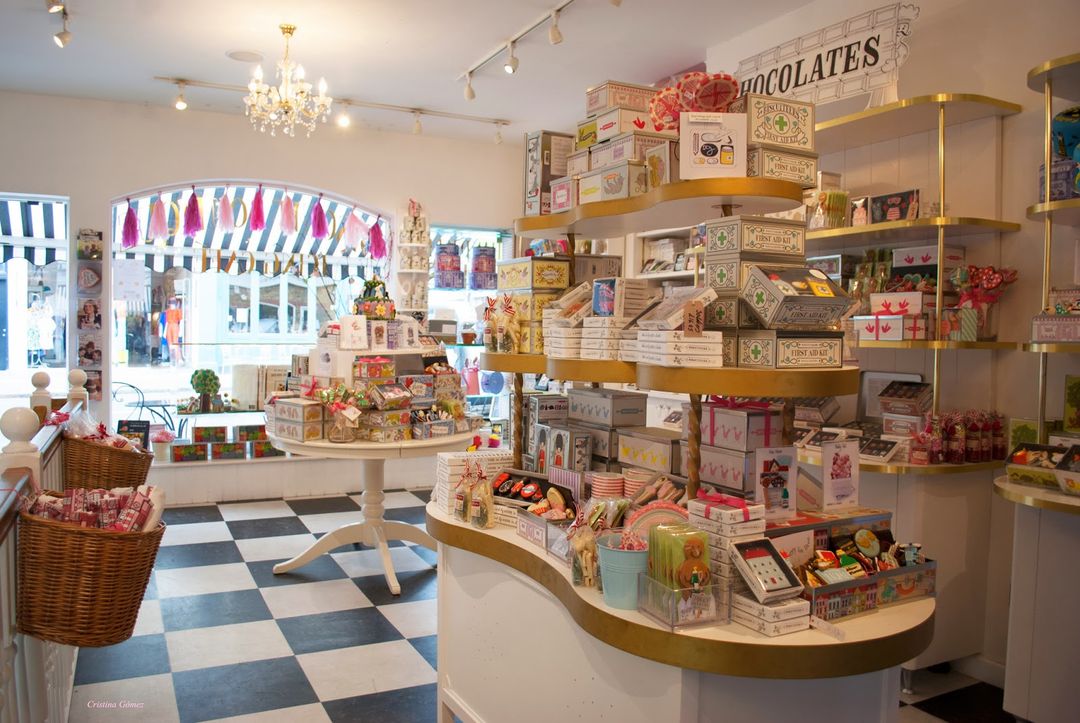 Best Coffee Date Spots in Notting Hill | Bfriendz App: Friends & Dating article image