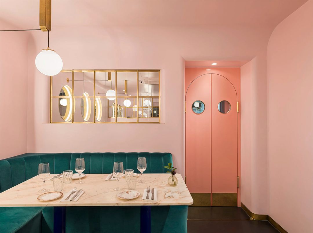 Best Coffee Shops in Mayfair for a First Date | Bfriendz article image